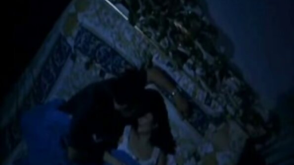 সুন্দরী বালিকা বাচ্চাদের চুদা
